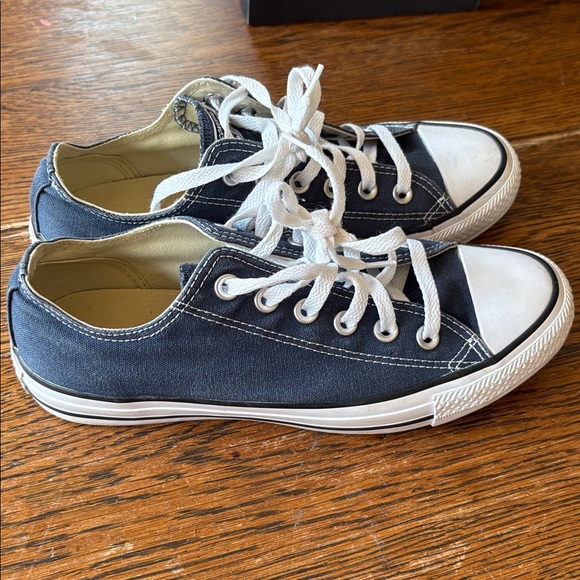 Converse All Star Low in Navy size Women’s 8 - Picture 2 of 7